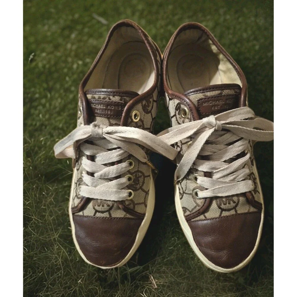 Michael Kors MK Women's City Logo Print Lace Up Brown Sneakers Shoes Size 7.5